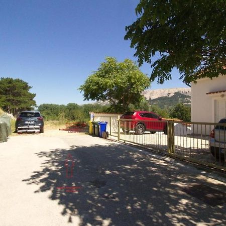 Rose 3 Apartment Baska  Exterior photo